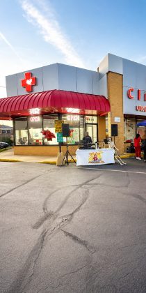 Clinica Urgent Care building at 8634 S Pulaski Rd, Chicago
